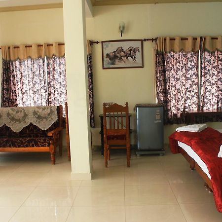 Adam Beach Resort Kovalam Esterno foto