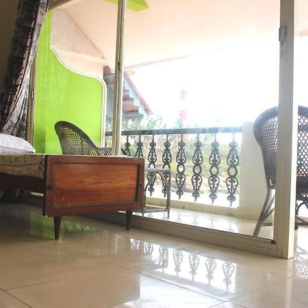 Adam Beach Resort Kovalam Esterno foto